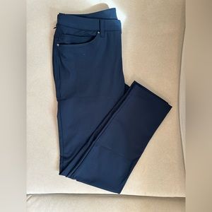 Lululemon Comission Slim-Fit ABC pants